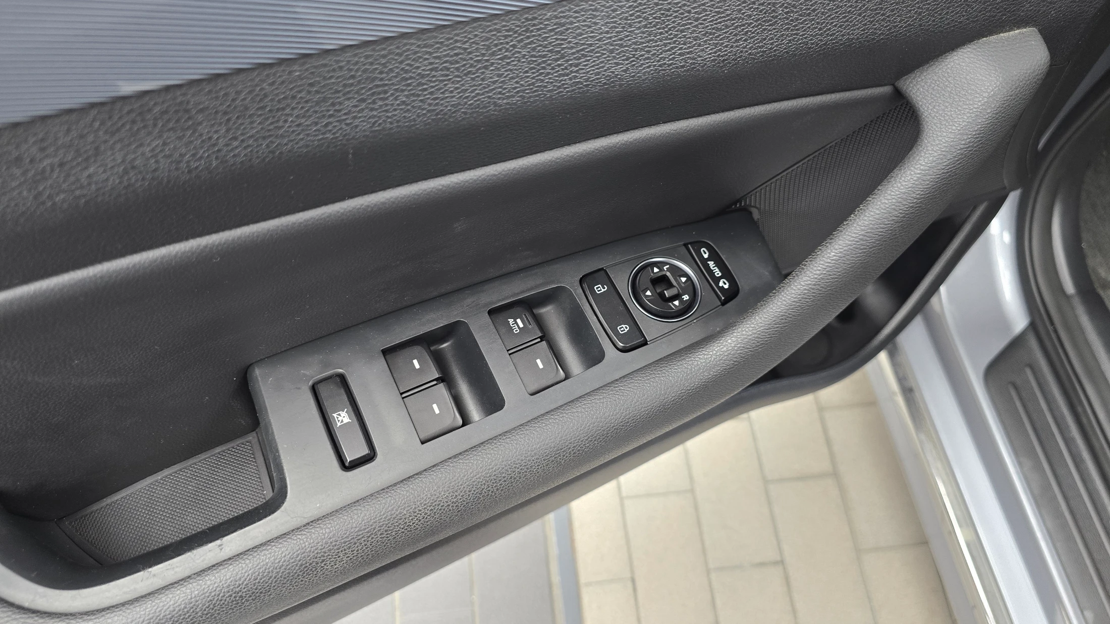 Hyundai Sonata LF Sonata Hybrid, 2016 — фото 29