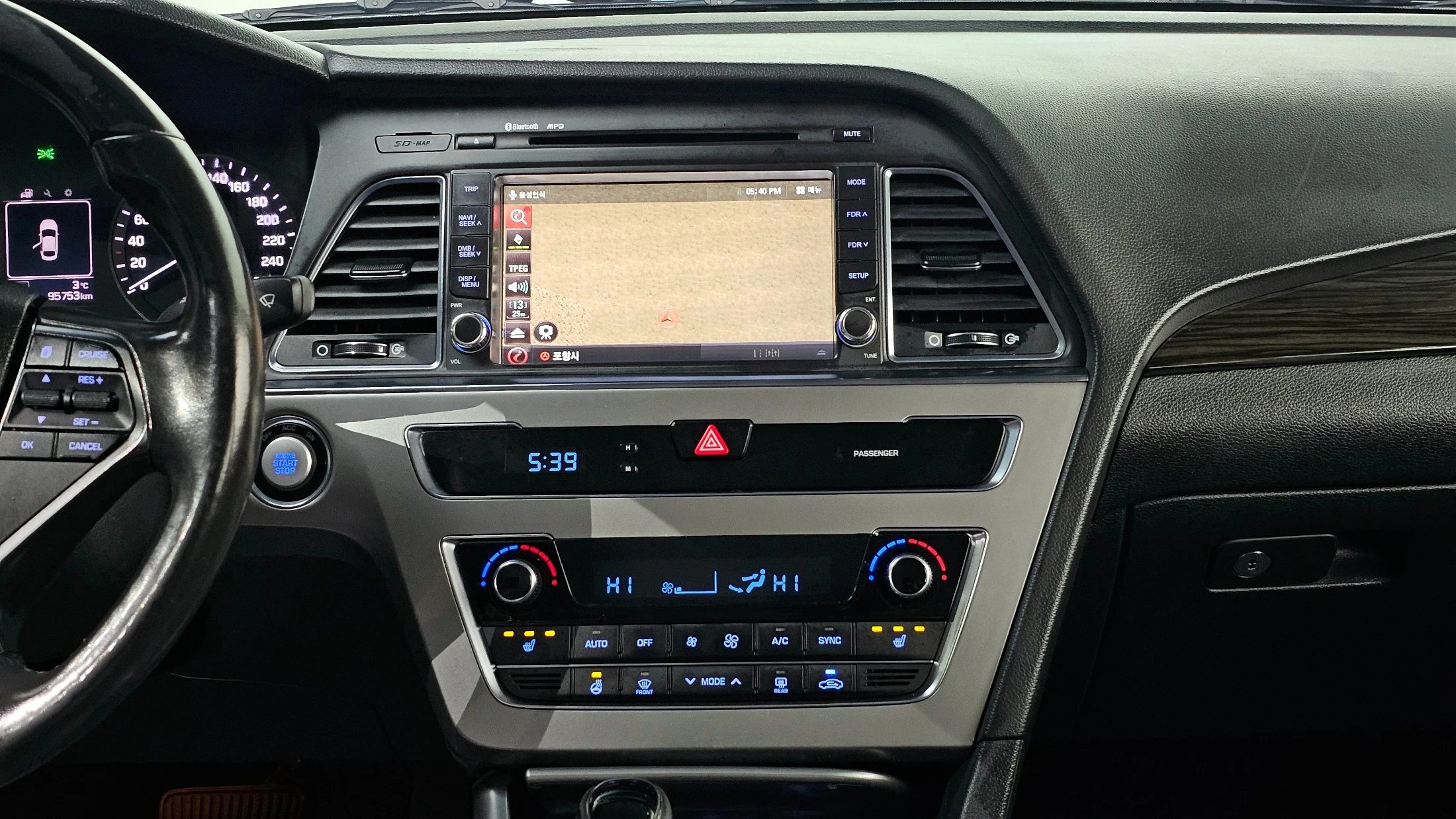 Hyundai Sonata LF Sonata, 2014 — фото 16