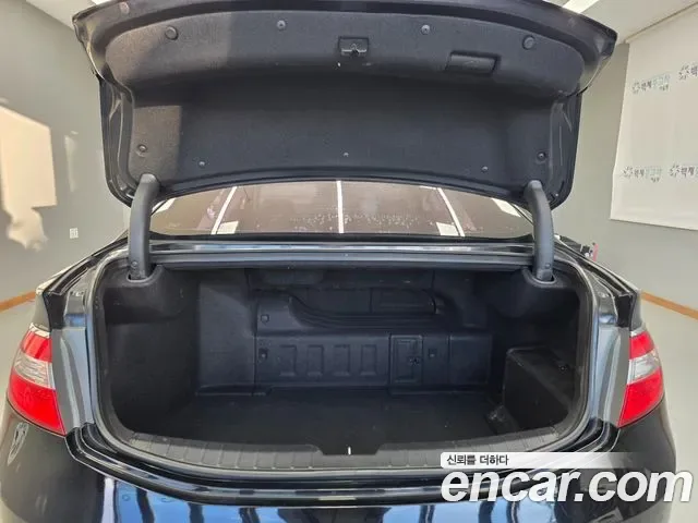 Hyundai Grandeur HG Hybrid, 2014 — фото 19
