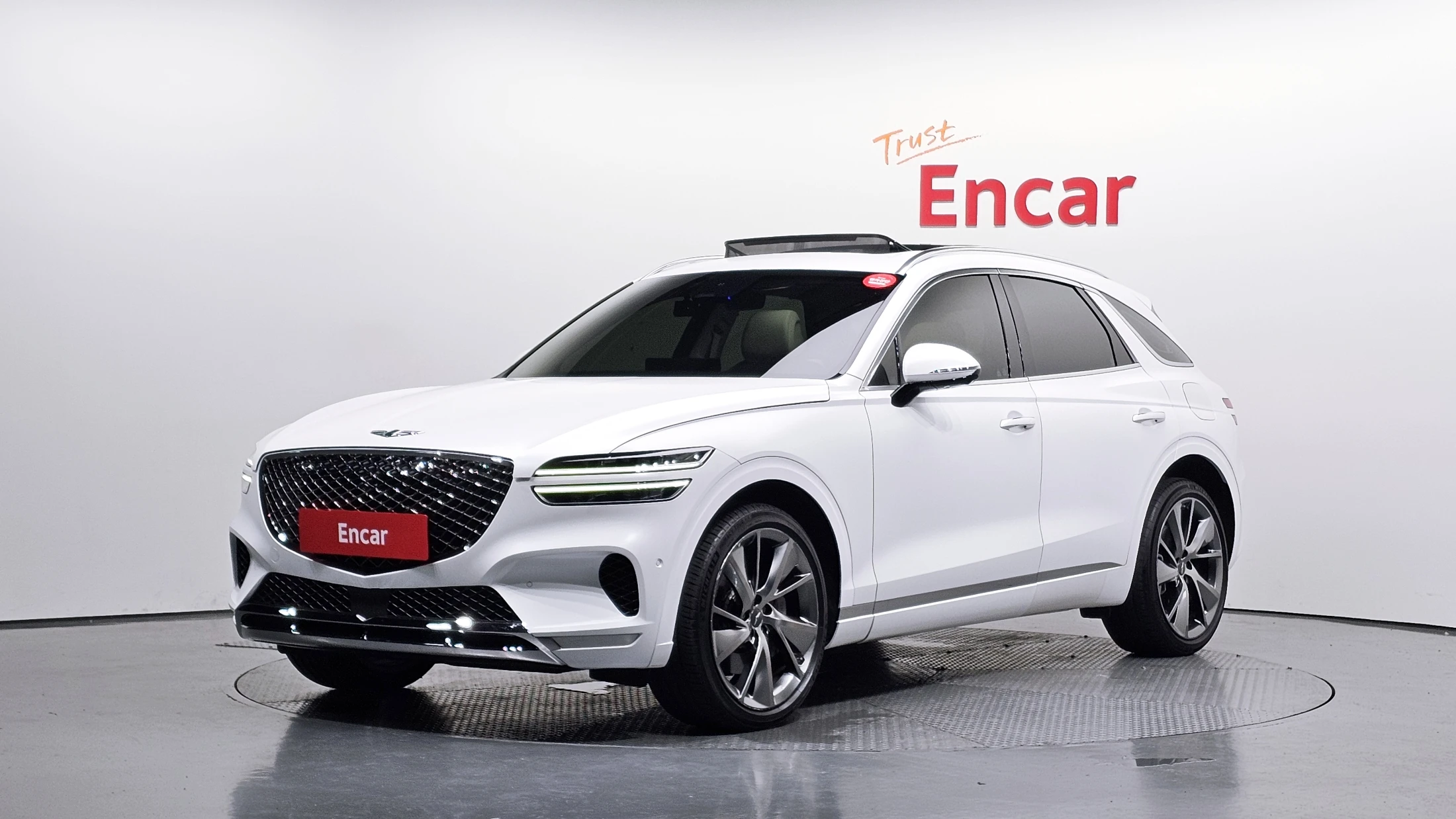 Genesis Gv70
