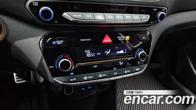 Hyundai Ioniq Ionic Electric, 2016 — фото 28