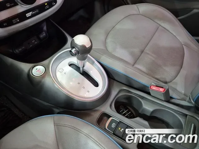 Kia Soul EV, 2016 — фото 15