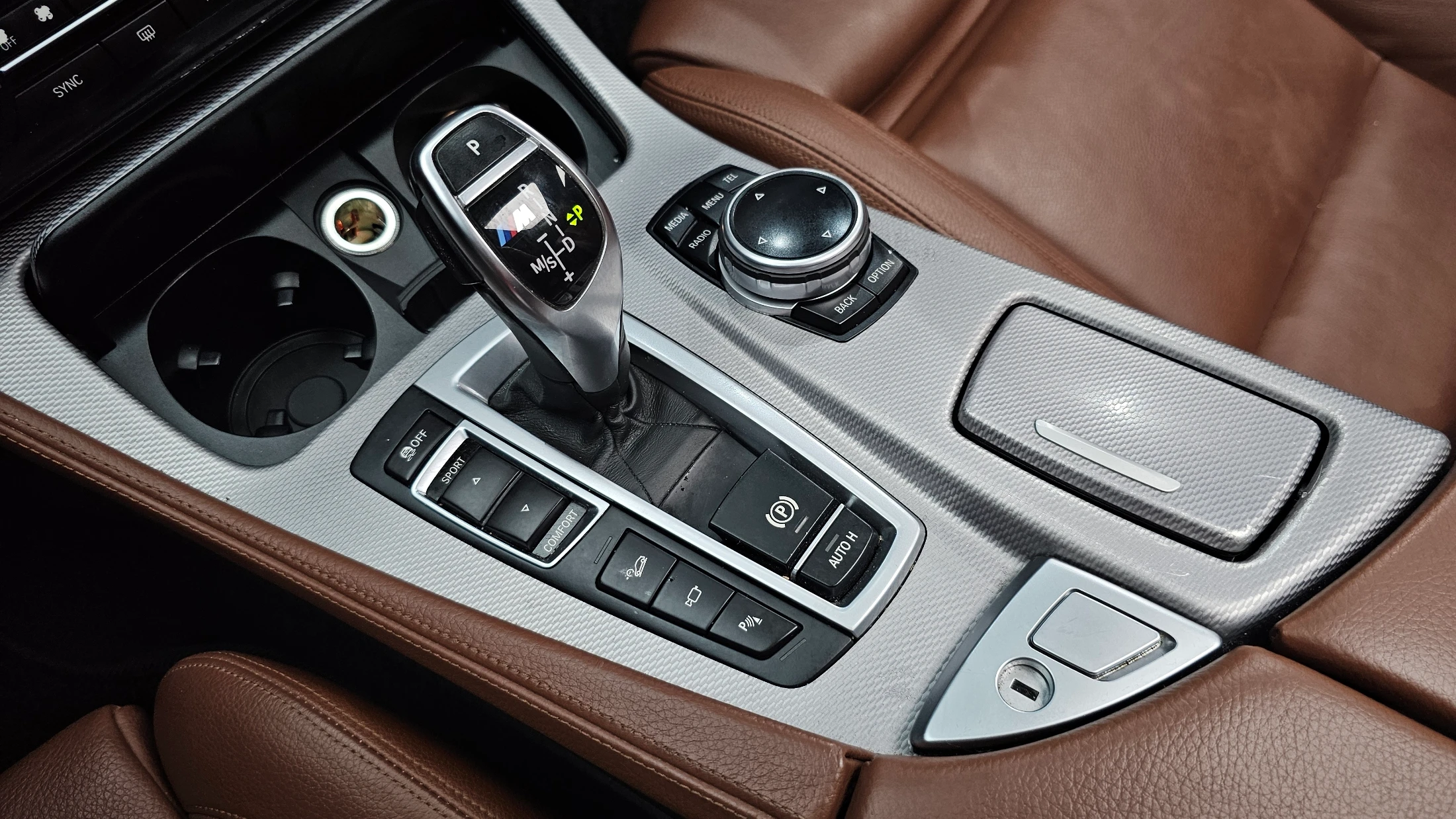 BMW 5-Series F10, 2014 — фото 9