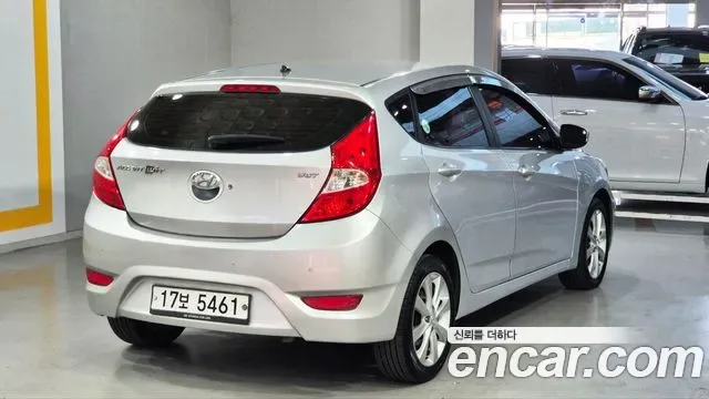 Hyundai Accent, 2012 — фото 6