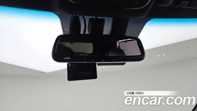 KG_Mobility_Ssangyong Actyon Activian, 2025 — фото 18