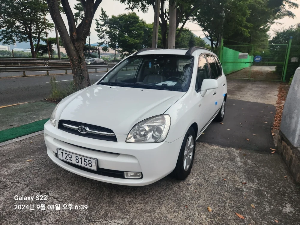 Kia Carens