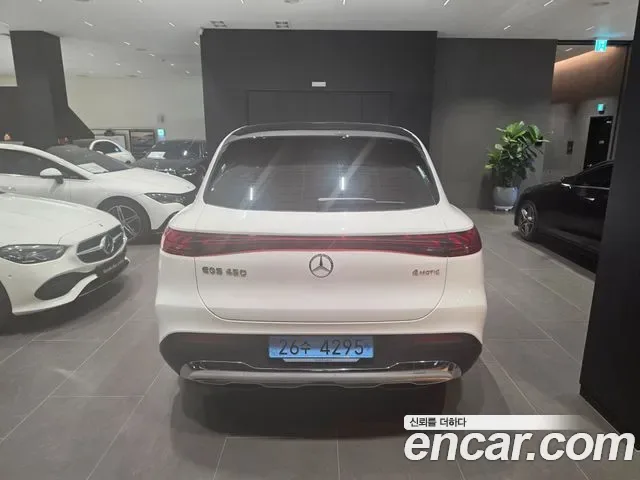 Mercedes-Benz Eqs SUV X296, 2025 — фото 3