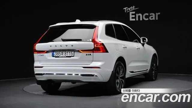 Volvo Xc60, 2025 — фото 2