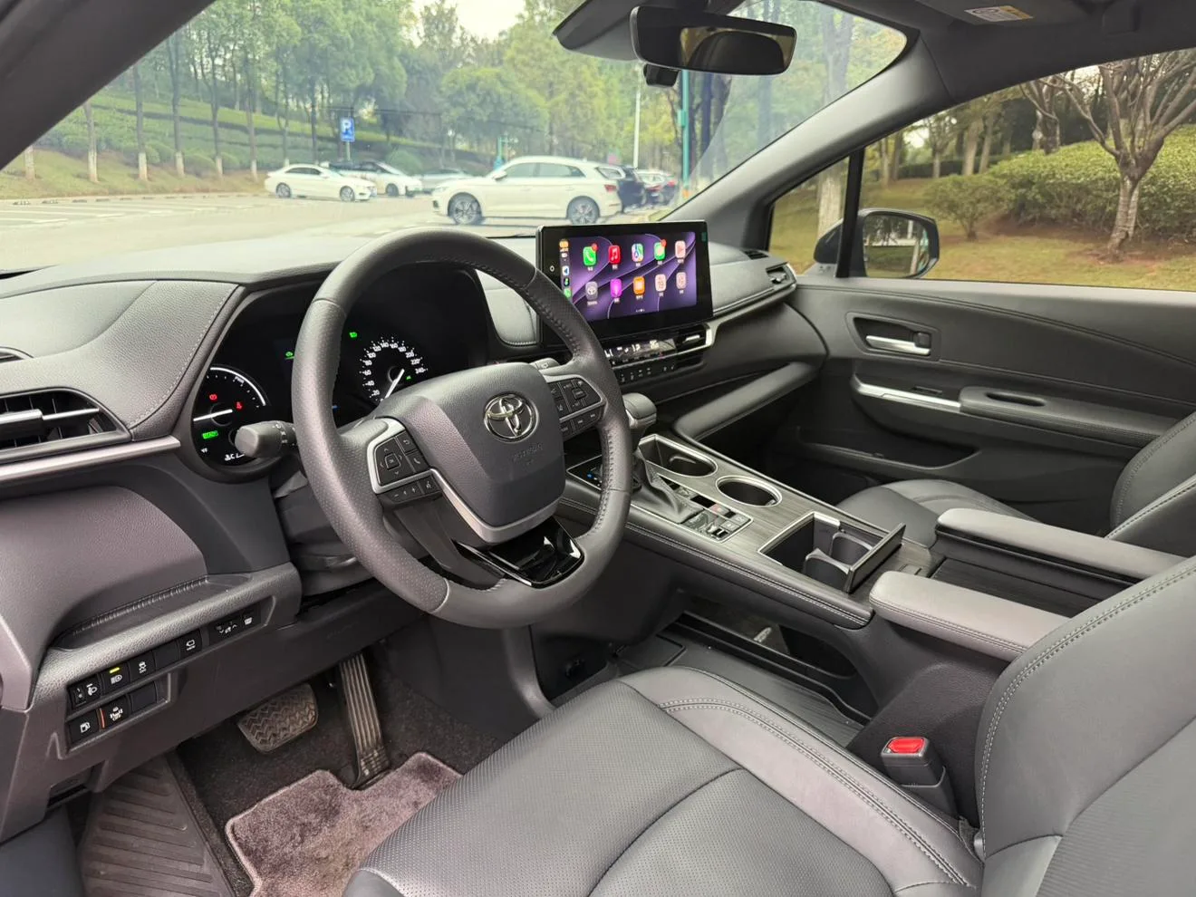 Toyota Senna, 2026 — фото 14