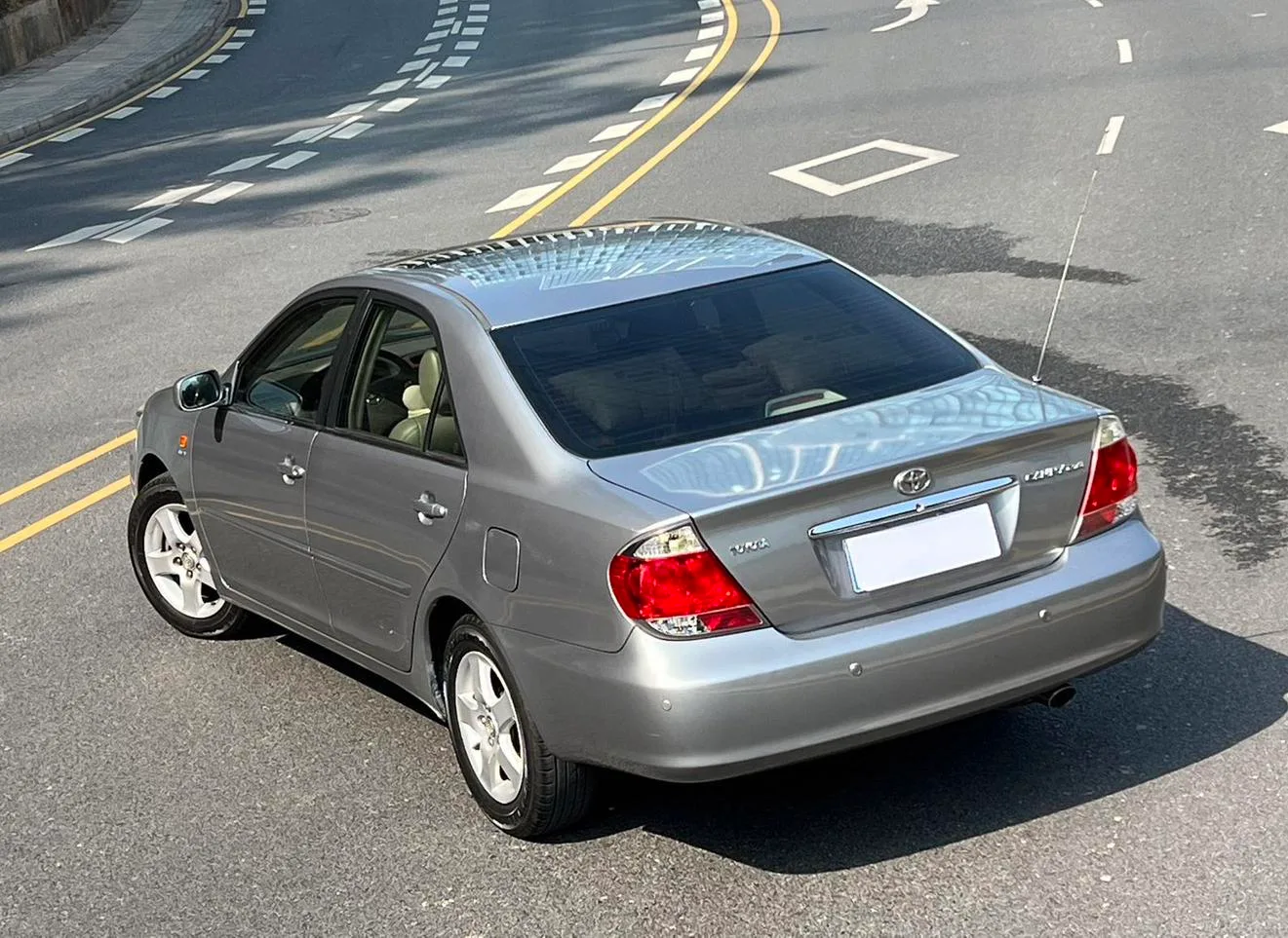 Toyota Camry, 2005 — фото 4