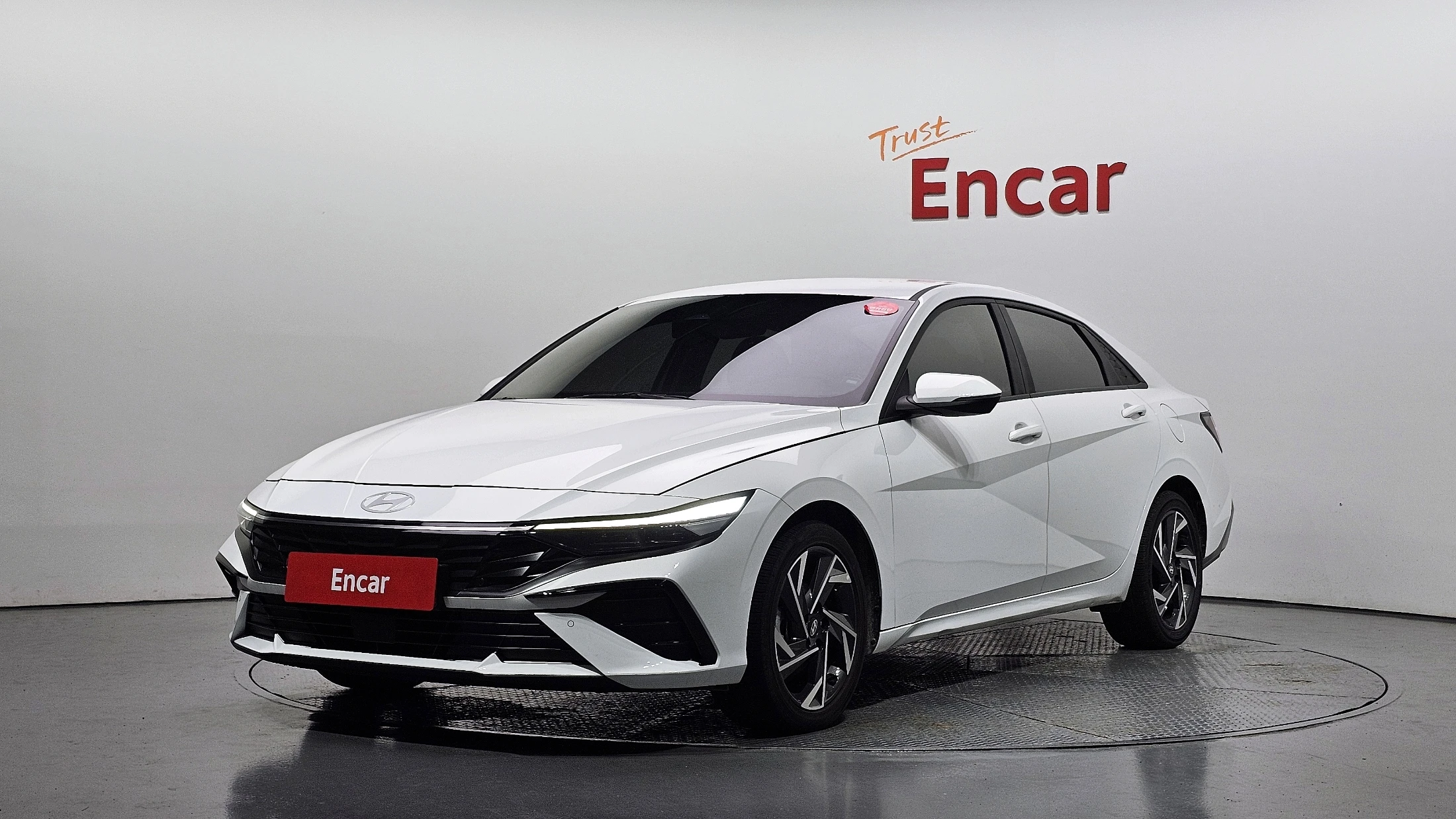 Hyundai Avante Hybrid (CN7)