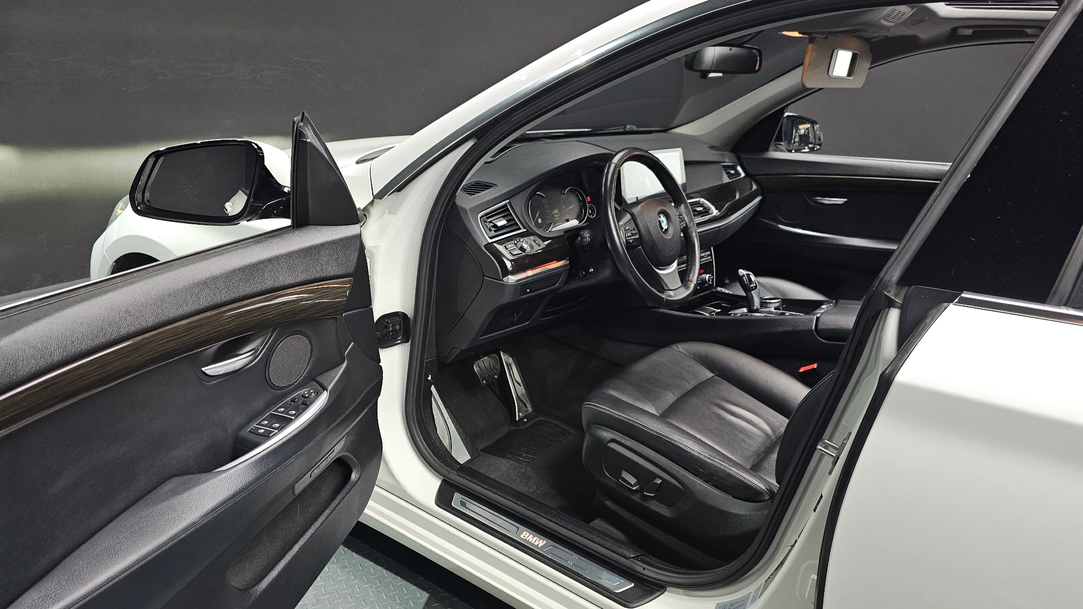 BMW Gran Turismo 5 Series GT (F07), 2014 — фото 10