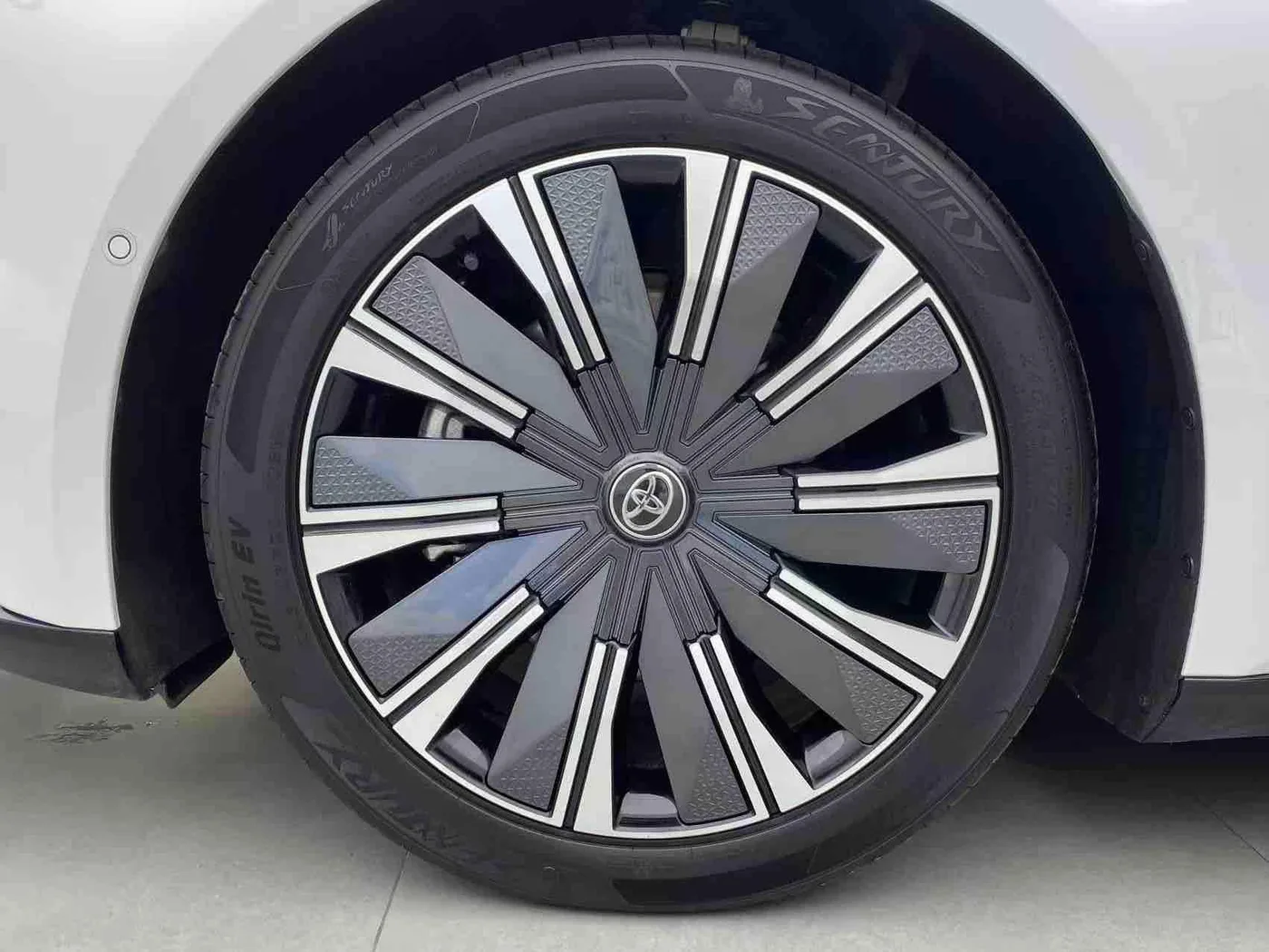 Toyota Platinum Intelligence 7, 2026 — фото 32