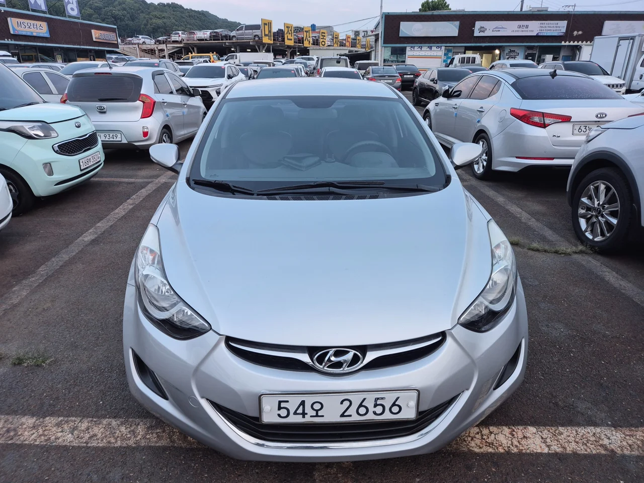 Hyundai Avante MD