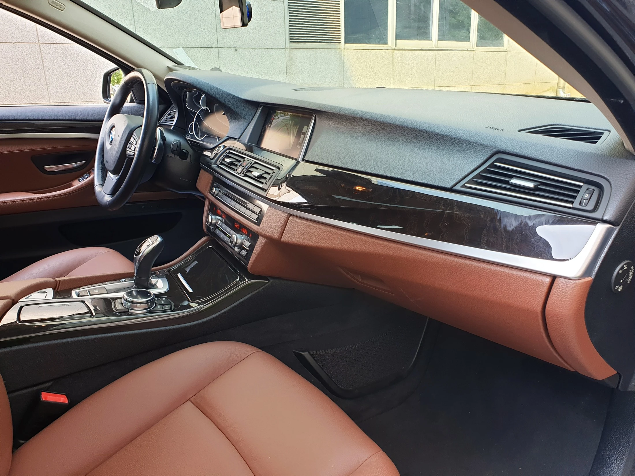 BMW 5-Series F10, 2014 — фото 5