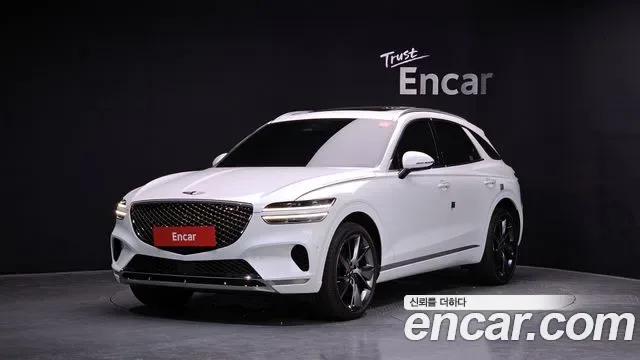 Genesis Gv70