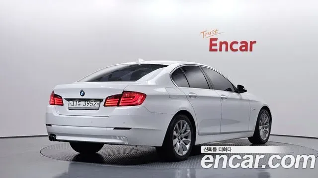 BMW 5-Series F10, 2012 — фото 2