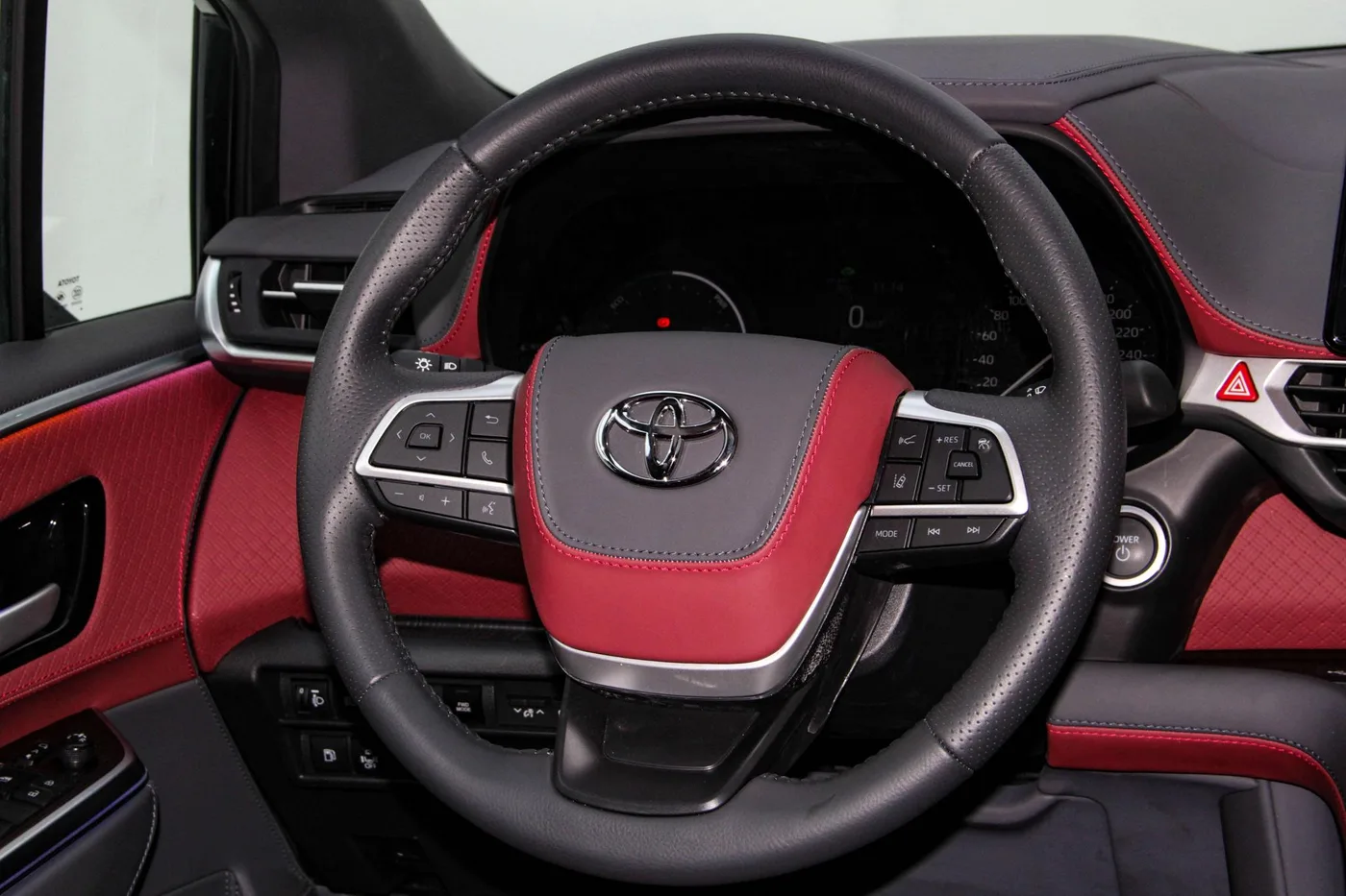 Toyota Senna, 2026 — фото 14