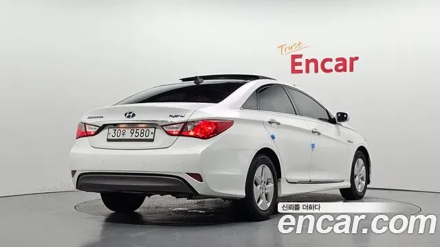 Hyundai Sonata Hybrid, 2012 — фото 2