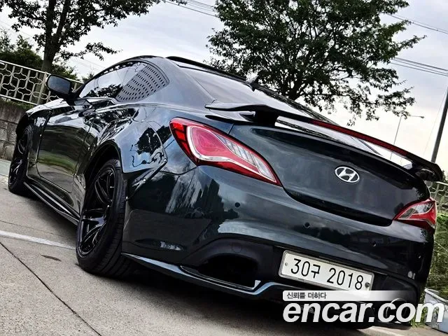 Hyundai Genesis Coupe, 2010 — фото 12