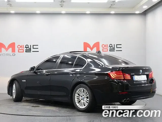BMW 5-Series F10, 2013 — фото 3