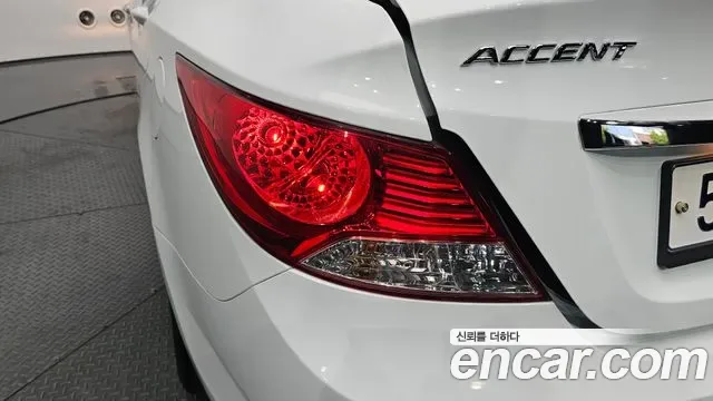 Hyundai Accent, 2012 — фото 19