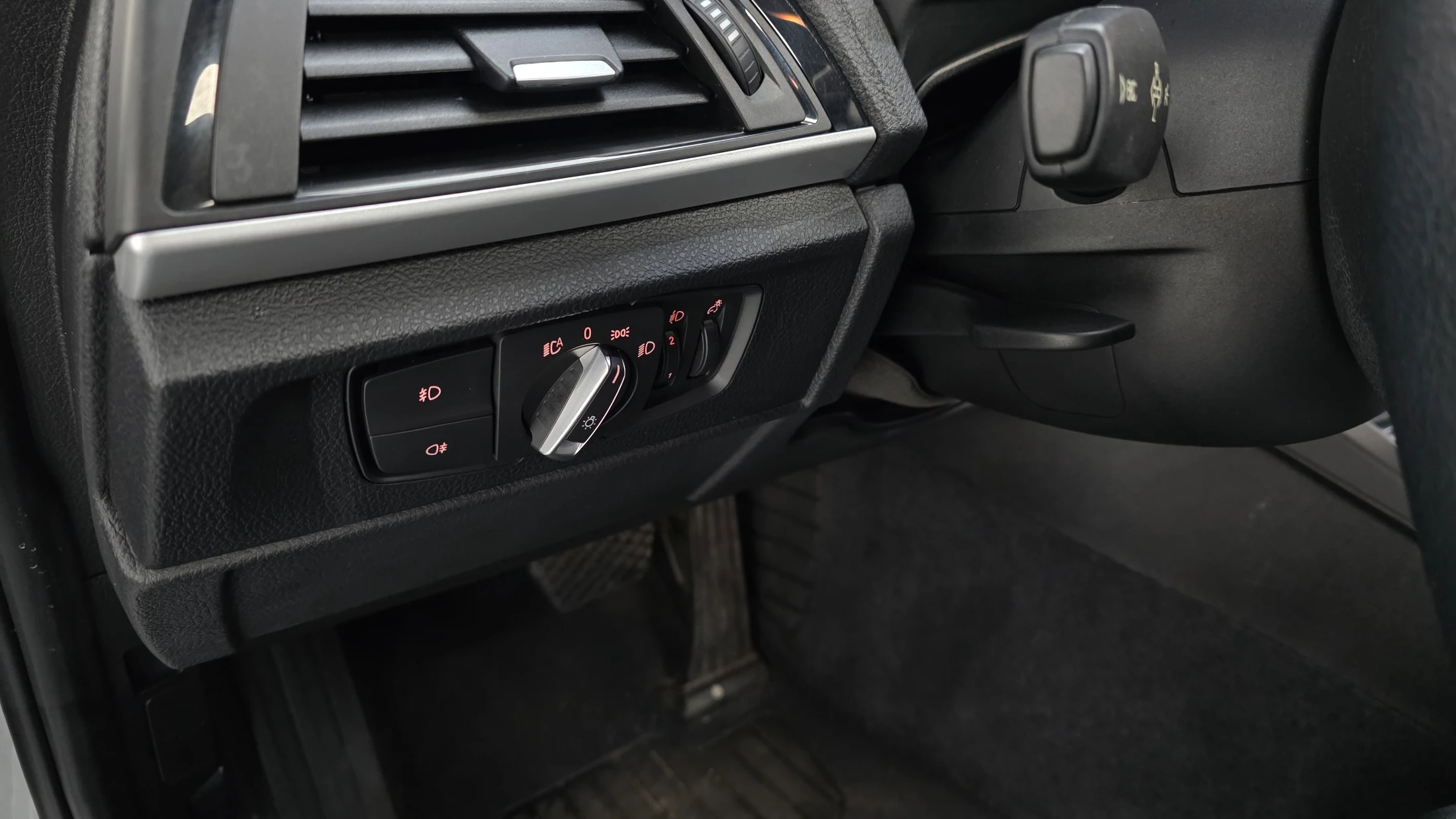 BMW 1-Series F20, 2013 — фото 14