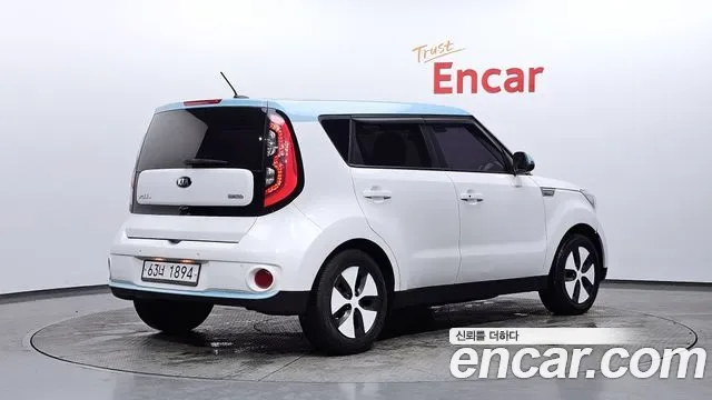 Kia Soul EV, 2015 — фото 2