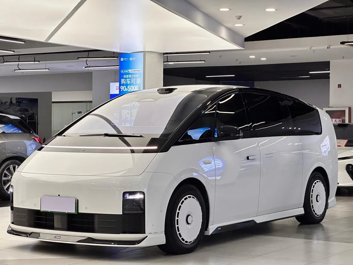 Li Auto Ideal MEGA, 2025 — фото 2