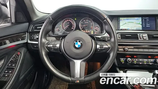 BMW 5-Series F10, 2010 — фото 13