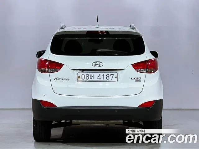 Hyundai Tucson ix, 2010 — фото 18