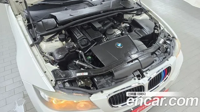 BMW 3-Series E90, 2011 — фото 6