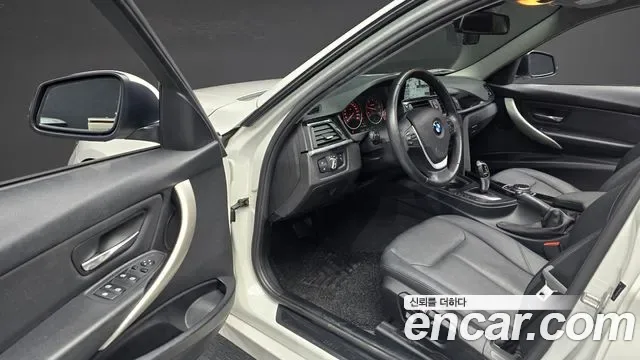 BMW 3-Series F30, 2014 — фото 11
