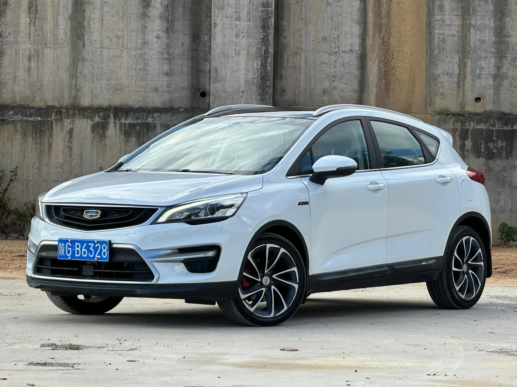 Geely Emgrand GS
