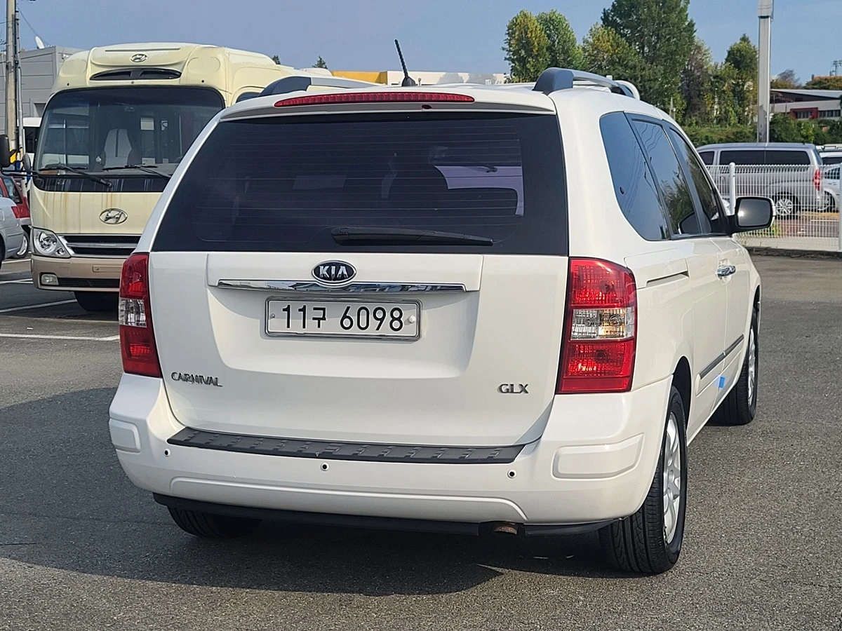Kia Canival Carnival R, 2012 — фото 6