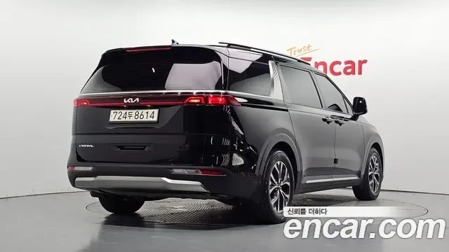 Kia Canival Carnival, 2022 — фото 2