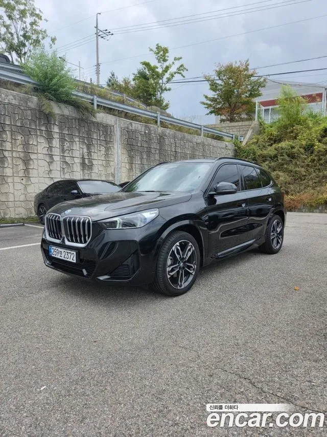BMW X1 U11