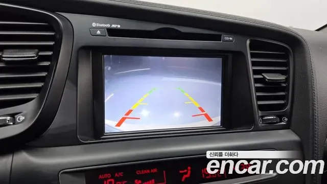 Kia K5 Hybrid, 2012 — фото 14
