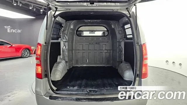 Hyundai Starex Grand Starex, 2010 — фото 20