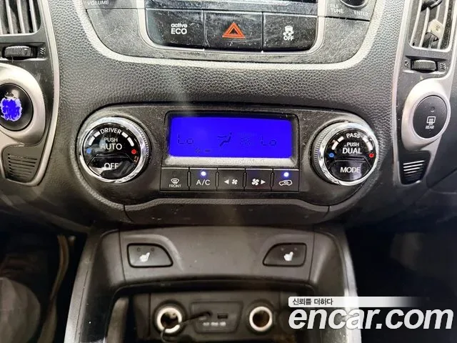 Hyundai Tucson ix, 2012 — фото 10