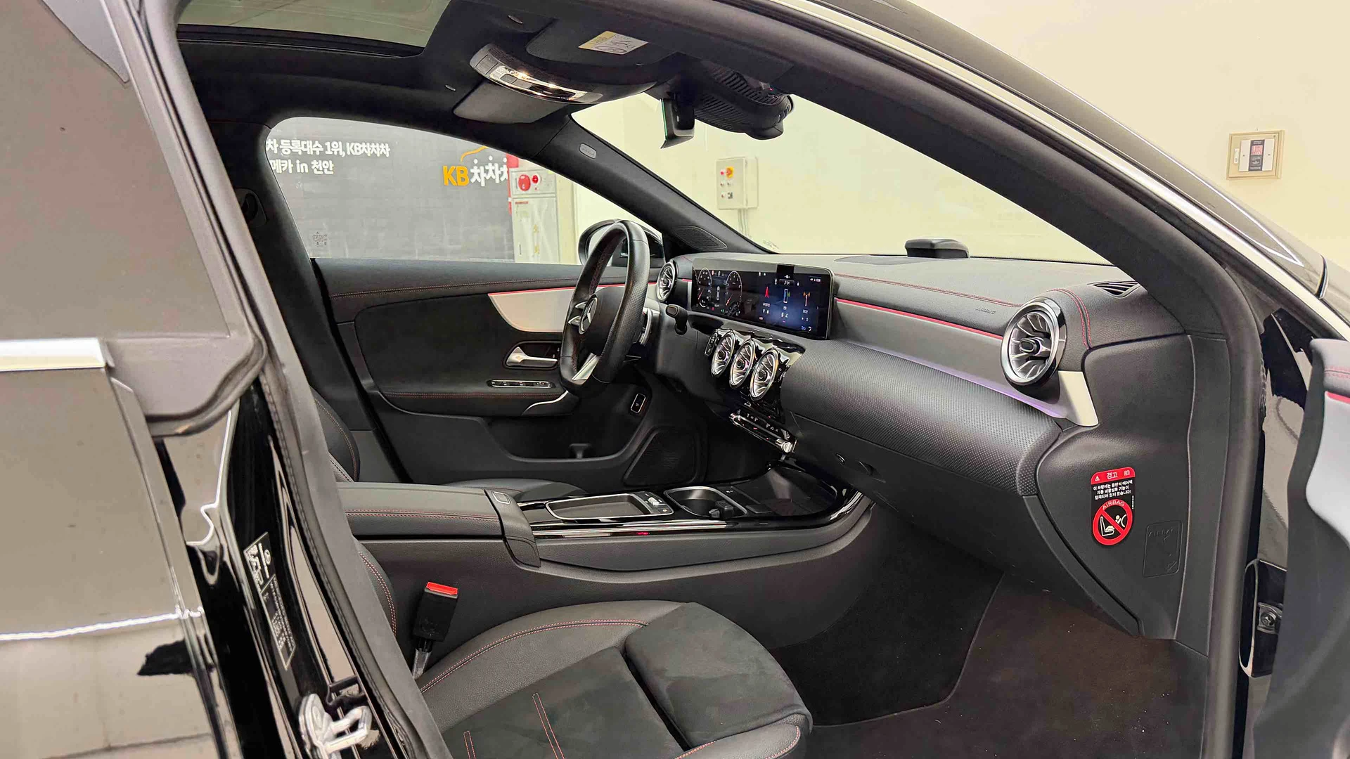 Mercedes-Benz Cla-Class C118, 2025 — фото 17
