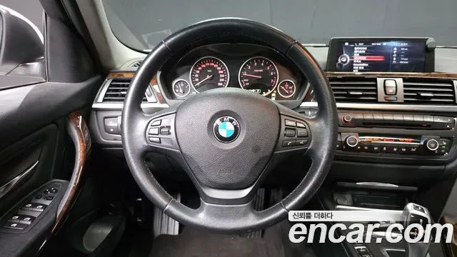 BMW 3-Series F30, 2013 — фото 13