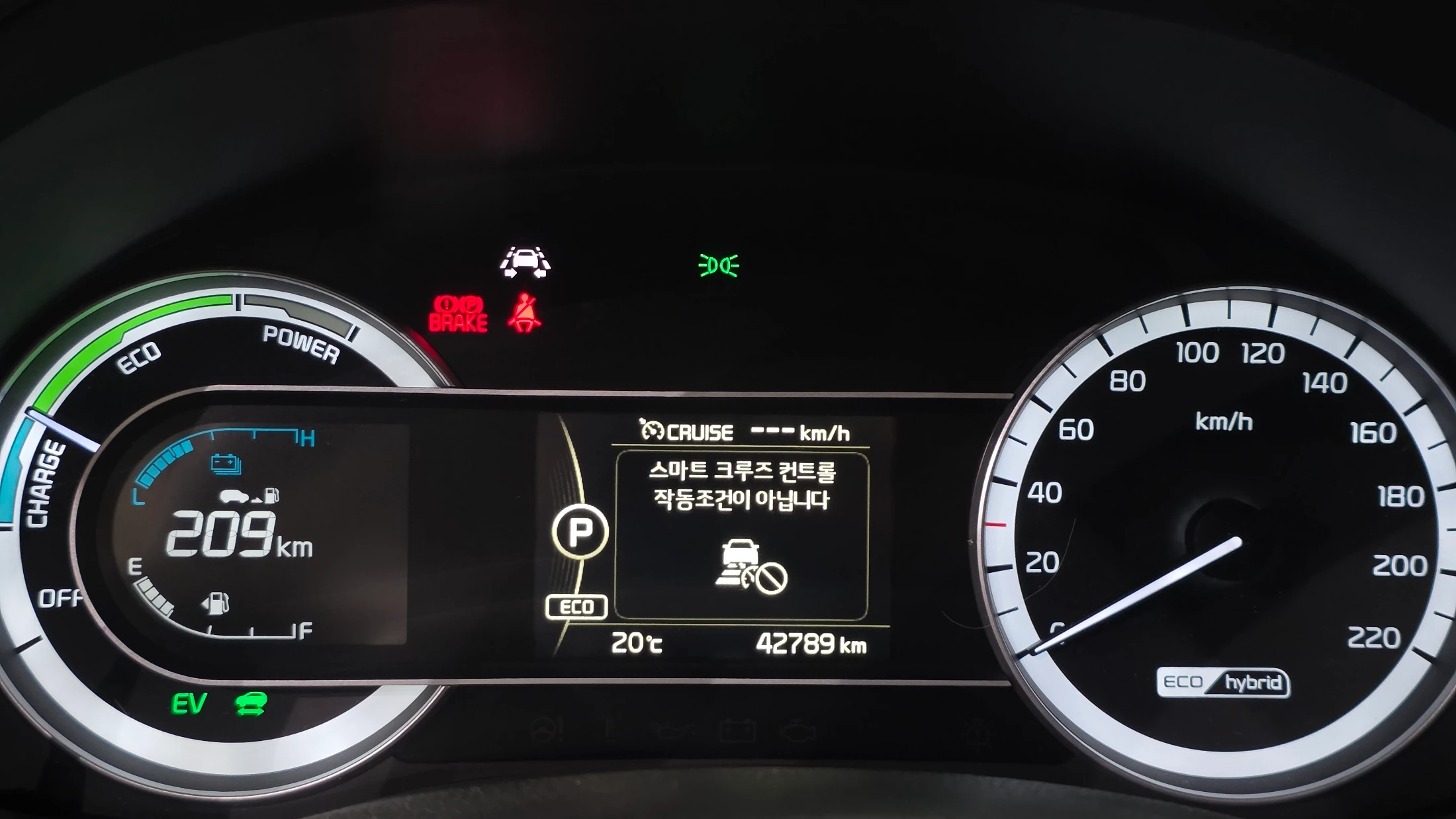 Kia Niro, 2017 — фото 8