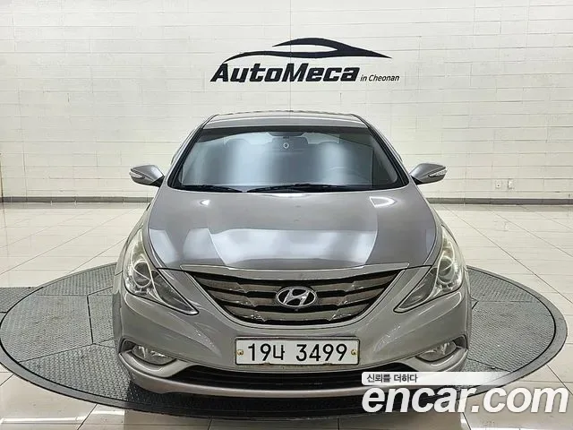 Hyundai Sonata YF Sonata, 2010 — внешний вид автомобиля