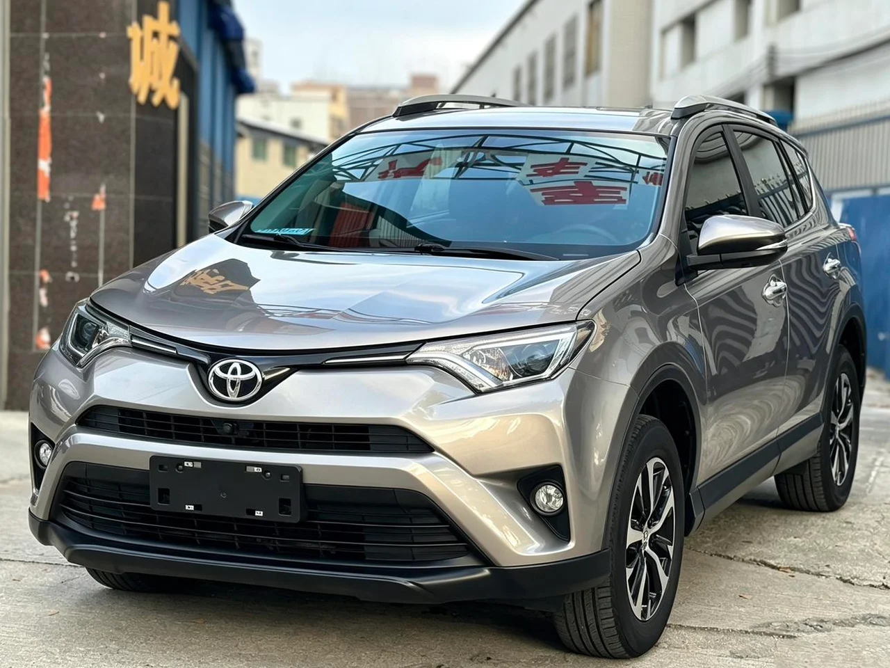 Toyota RAV4 Rongfang