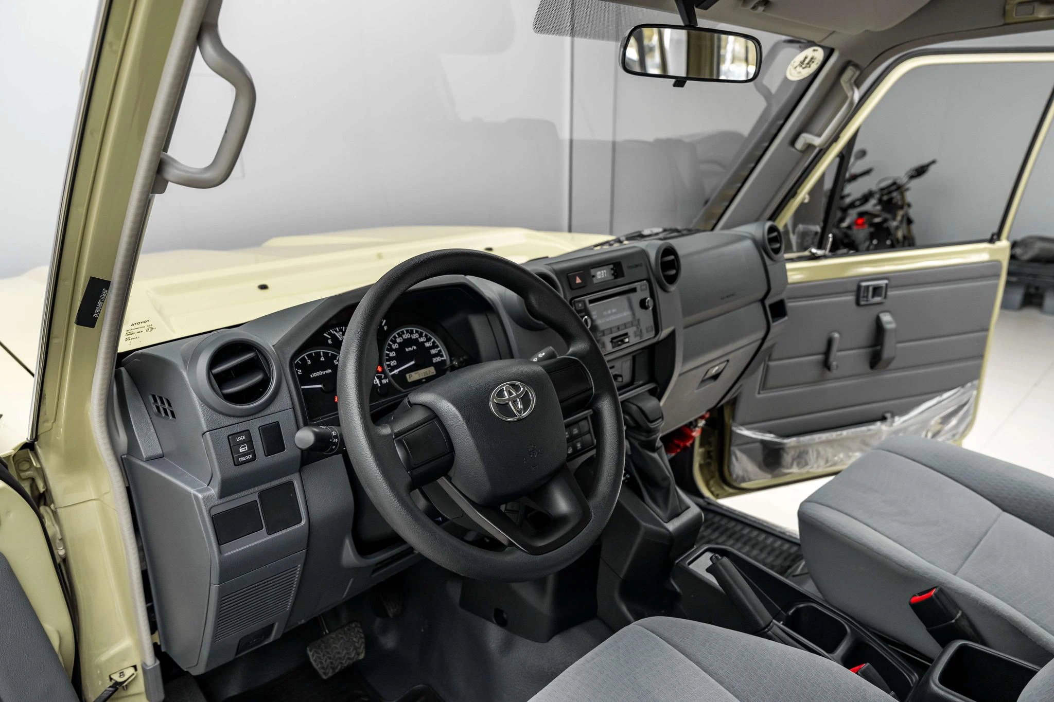 Toyota Land Cruiser 70 Series, 2025 — фото 14