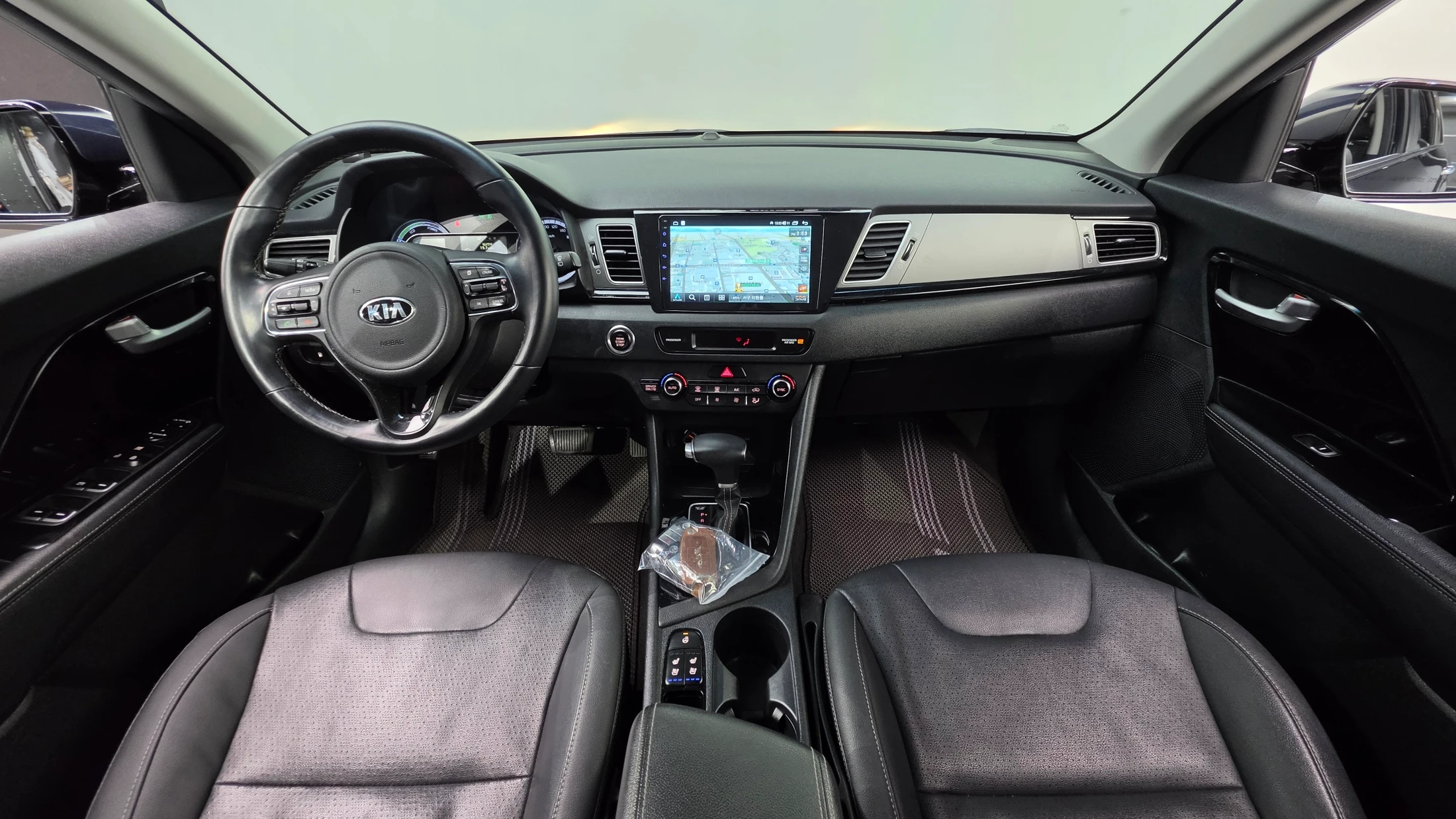 Kia Niro, 2016 — фото 7