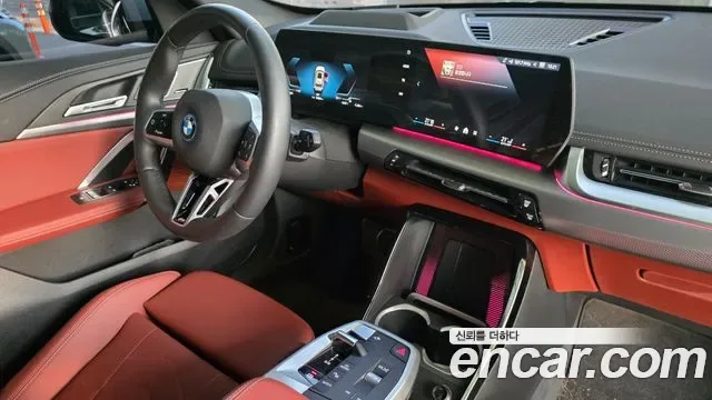 BMW Ix1 U11, 2025 — фото 11