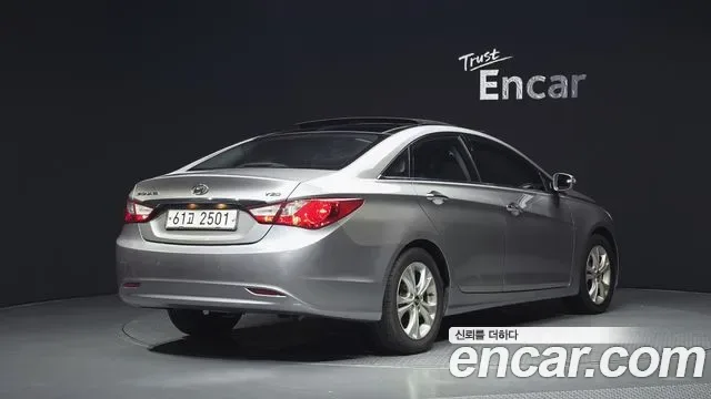 Hyundai Sonata YF Sonata, 2009 — фото 2