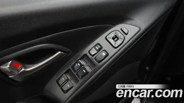 Hyundai Tucson ix, 2010 — фото 19